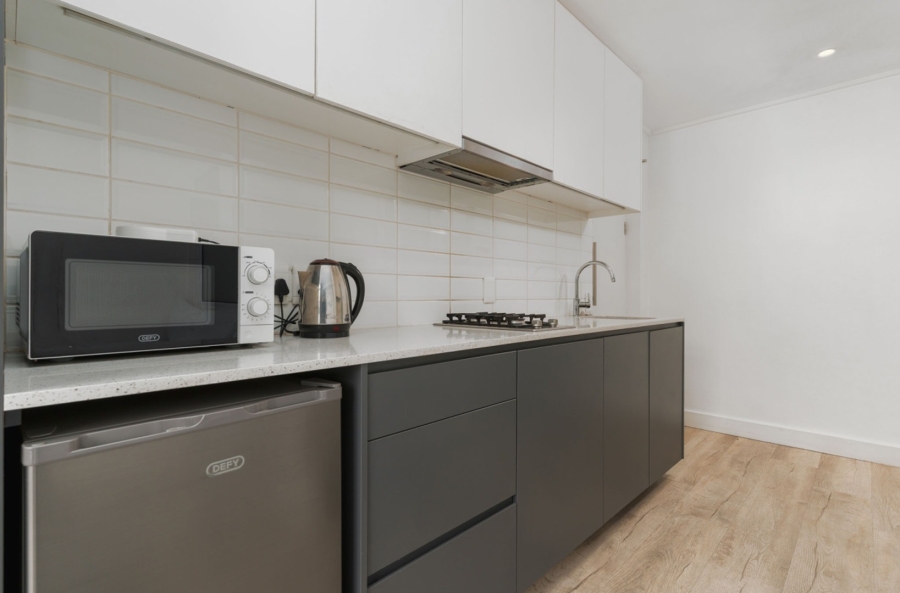 1 Bedroom Property for Sale in Woodstock Western Cape